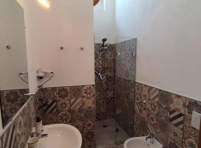 Konukevi Il Vecchio Frantoio 3*