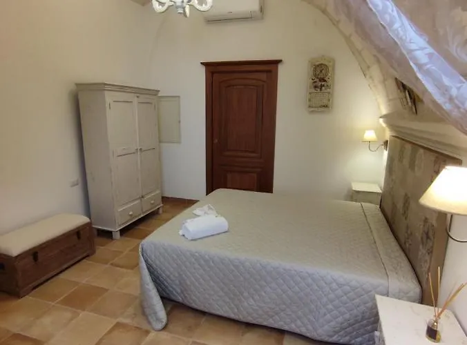 בית הארחה Il Vecchio Frantoio לטרצה